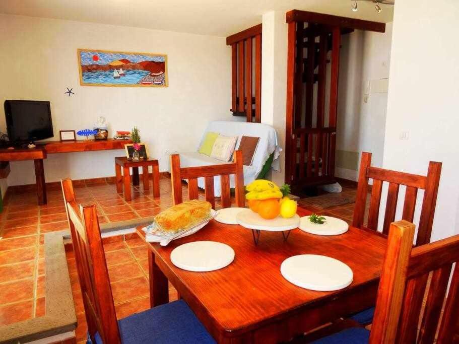 Апартаменты Apartamento Vacacional Pescaito En Плая-Кемада Экстерьер фото