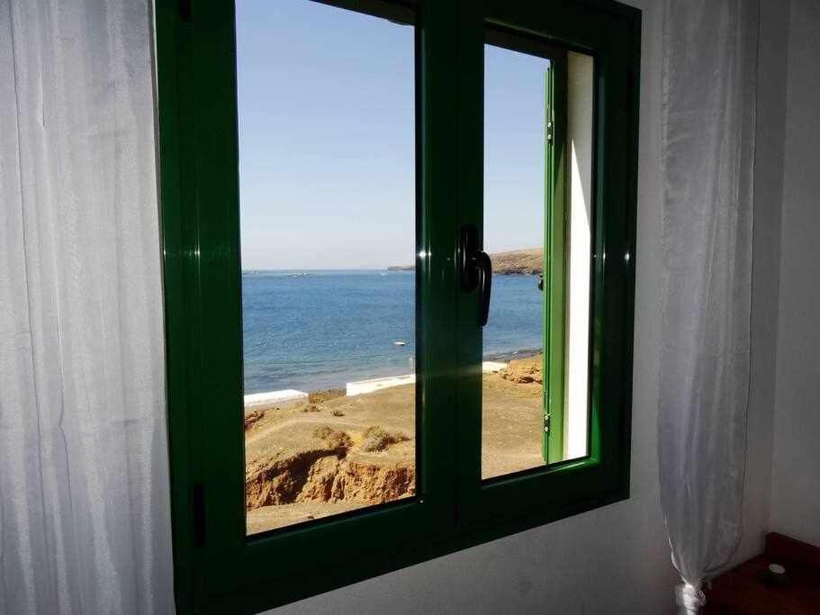 Апартаменты Apartamento Vacacional Pescaito En Плая-Кемада Экстерьер фото