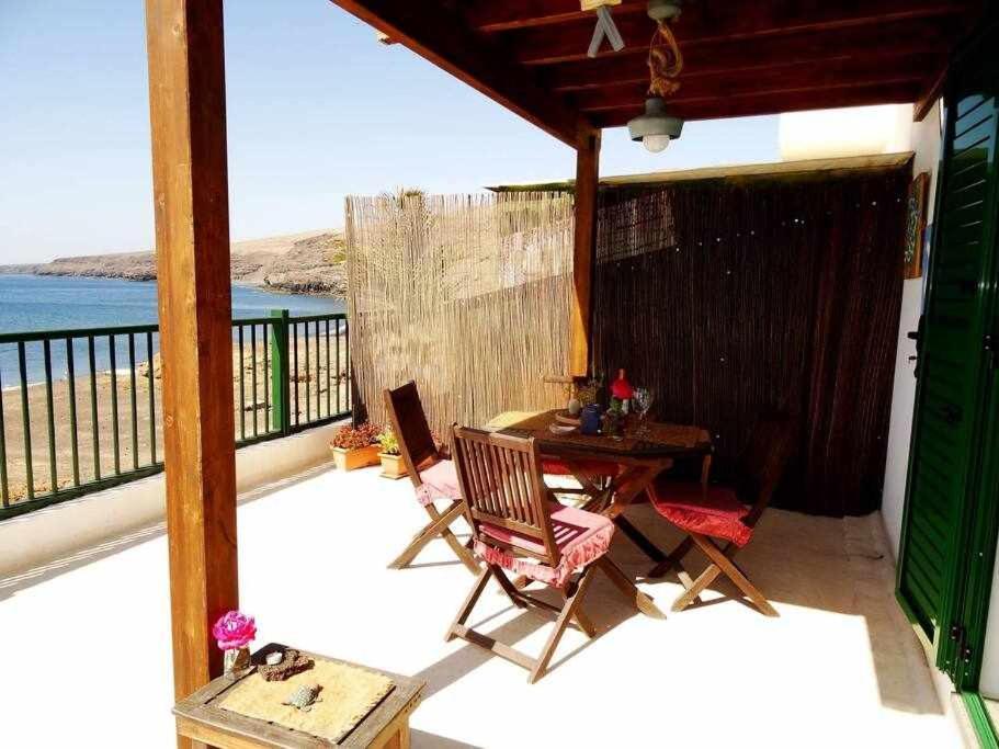 Апартаменты Apartamento Vacacional Pescaito En Плая-Кемада Экстерьер фото