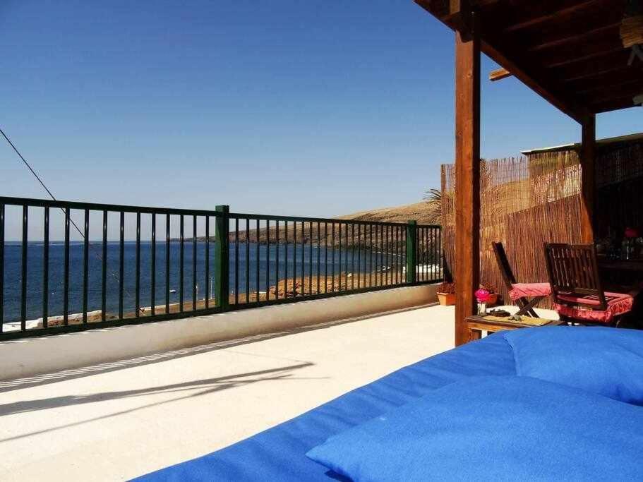 Апартаменты Apartamento Vacacional Pescaito En Плая-Кемада Экстерьер фото